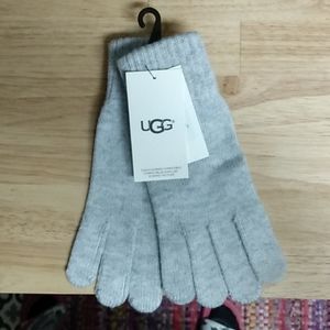 Ugg women’s logo knit tech gloves